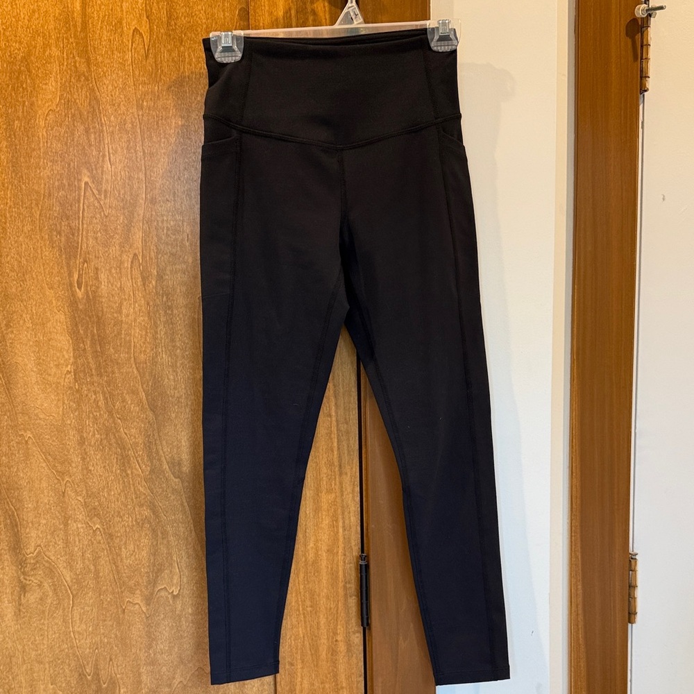 Zella Black High-Waisted Leggings Crop